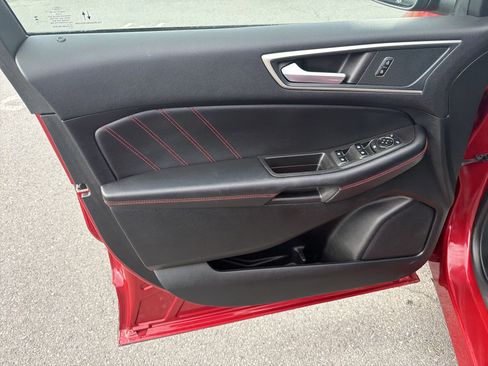 Used 2024 Ford Edge ST-Line image 15