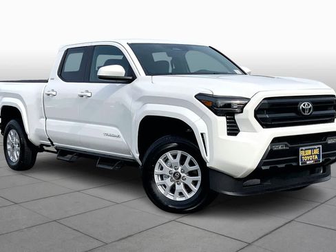 New 2026 Toyota Tacoma SR5 AWD/4WD image 2