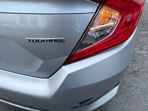 Used 2020 Honda Civic Touring image 4