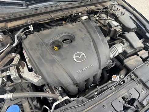 Used 2020 MAZDA MAZDA3 Premium image 27