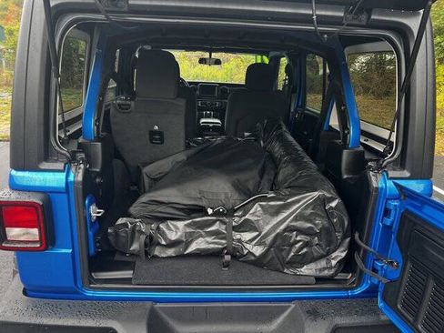 Used 2021 Jeep Wrangler Unlimited Sport w/ Dual Top Group image 9