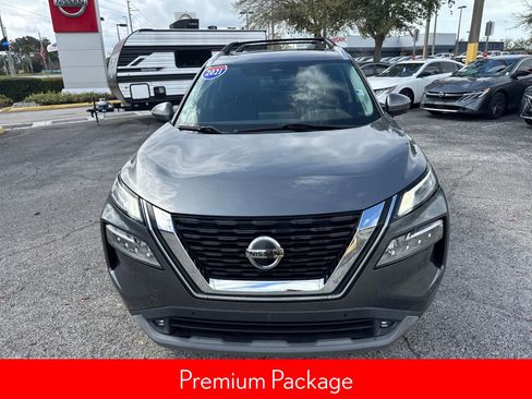 Certified 2021 Nissan Rogue SL w/ Premium Package image 3