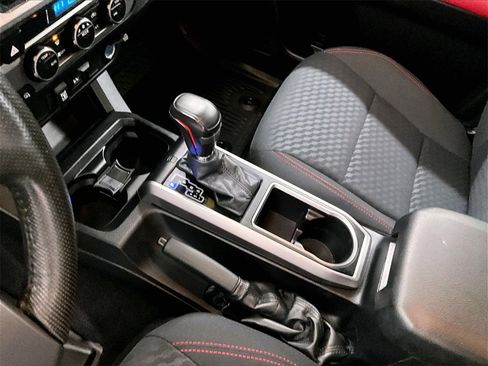 Used 2021 Toyota Tacoma SR5 image 20