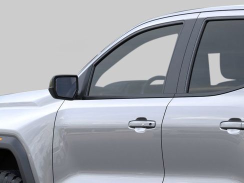 New 2026 GMC Canyon Elevation w/ Convenience Package image 12