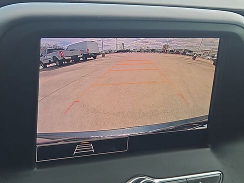 Used 2021 Chevrolet Camaro LT image 24