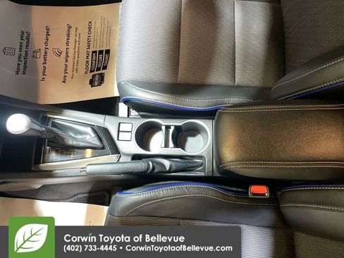 Used 2017 Toyota Corolla SE image 18