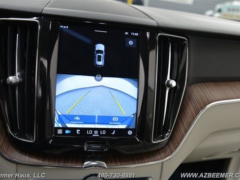 Used 2022 Volvo XC60 T8 Inscription Expression w/ Advanced Package image 30