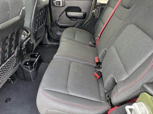 Used 2020 Jeep Wrangler Unlimited Rubicon w/ Quick Order Package 28Y Recon AWD/4WD image 6