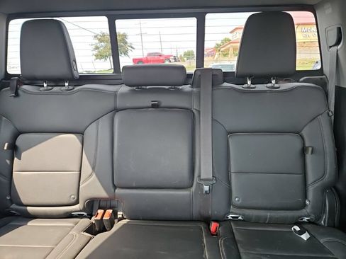 Used 2023 Chevrolet Silverado 1500 LT Trail Boss w/ LT Trail Boss Premium Package AWD/4WD image 30