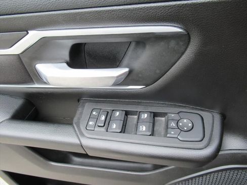 Used 2025 RAM 1500 Big Horn image 19