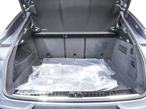 New 2026 Porsche Cayenne GTS AWD/4WD image 31
