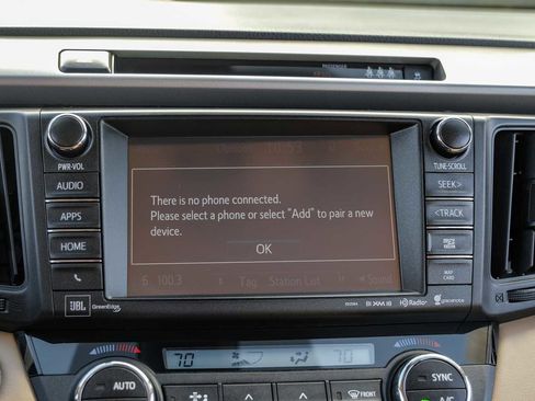 Used 2018 Toyota RAV4 Limited image 30