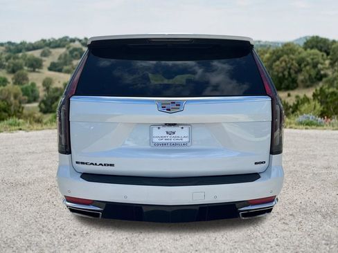 Used 2021 Cadillac Escalade ESV Premium Luxury AWD/4WD image 8