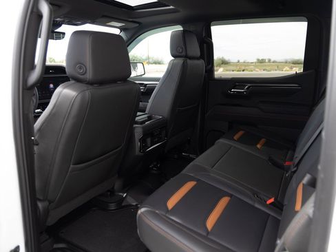 Used 2025 GMC Sierra 1500 AT4 w/ Technology Package image 22