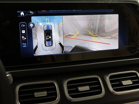 Certified 2026 Mercedes-Benz GLS 450 4MATIC image 24