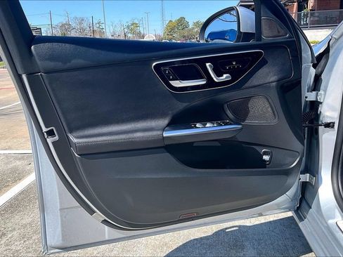 Used 2022 Mercedes-Benz C 300 4MATIC Sedan image 24