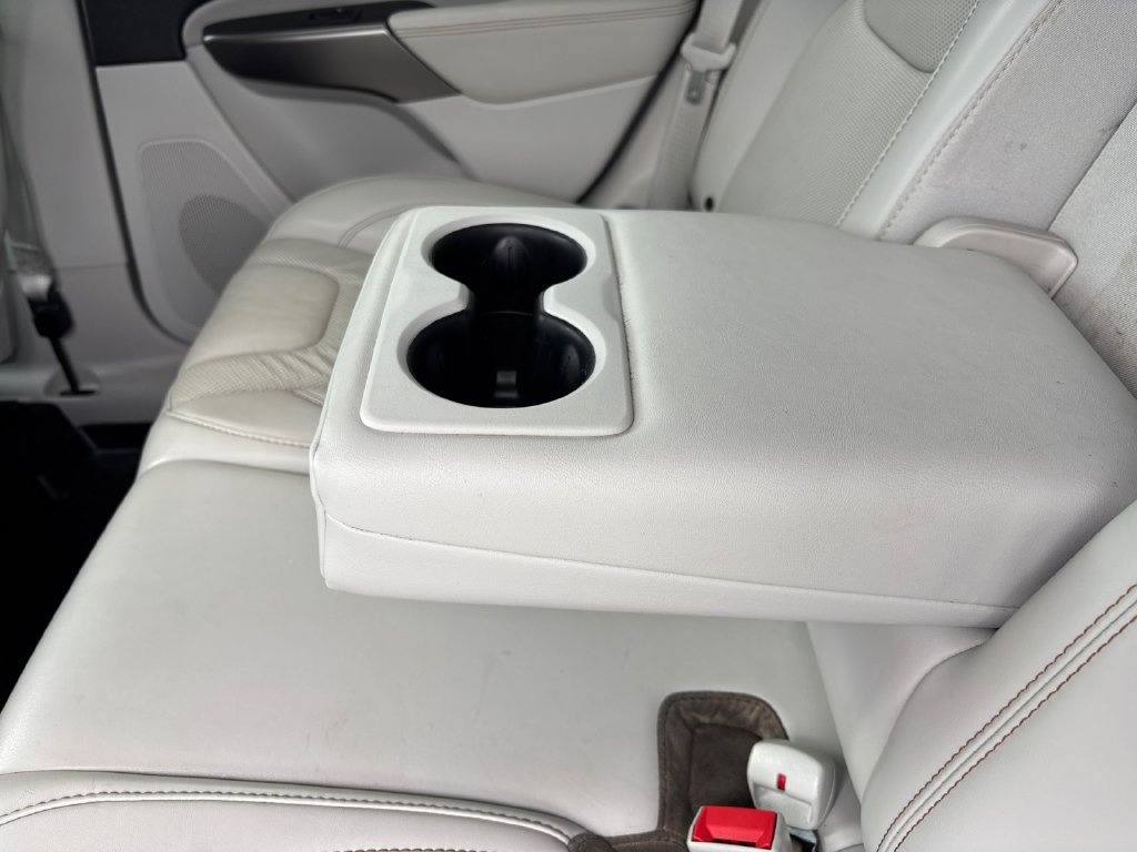 Used 2019 Jeep Cherokee Limited AWD/4WD image 36