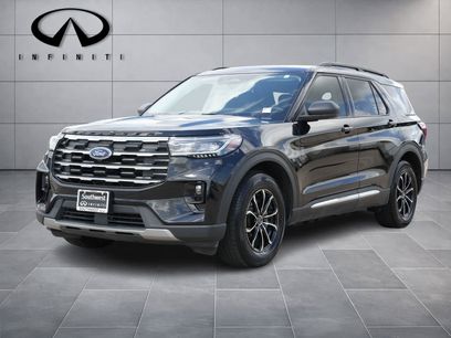 Used 2025 Ford Explorer Active w/ Active Comfort Package