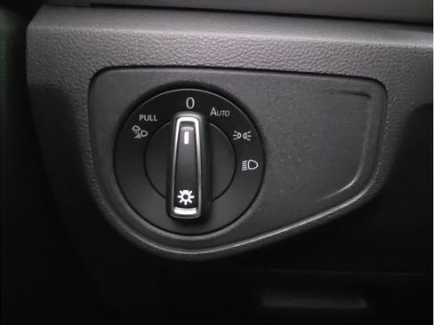 Used 2021 Volkswagen Atlas S image 29