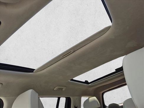 Used 2025 Hyundai Santa Fe Calligraphy FWD image 17