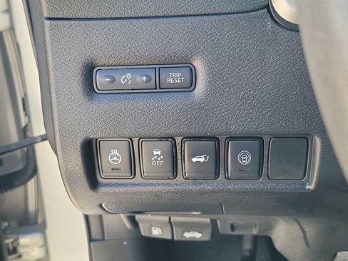 Used 2020 Nissan Murano Platinum w/ Cargo Package FWD image 21