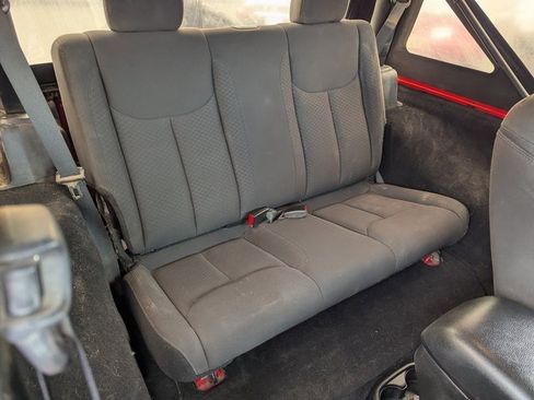 Used 2015 Jeep Wrangler Sport image 28