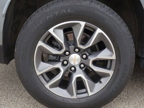 Used 2022 Chevrolet Tahoe LT w/ Luxury Package AWD/4WD image 29