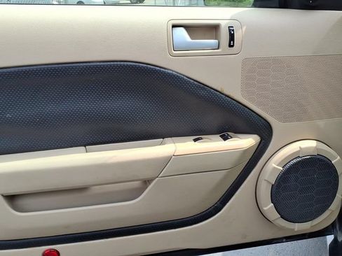 Used 2007 Ford Mustang GT RWD image 12