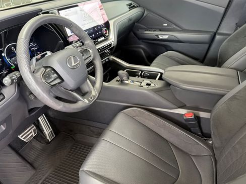 New 2026 Lexus TX 500h AWD image 11