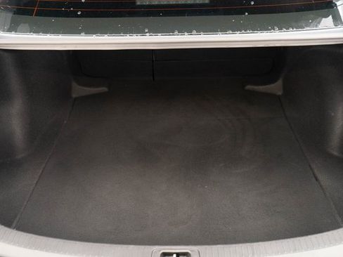 Used 2025 Toyota Corolla LE image 12