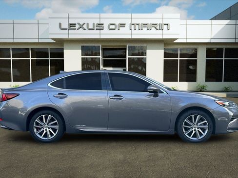 Used 2016 Lexus ES 300h image 7