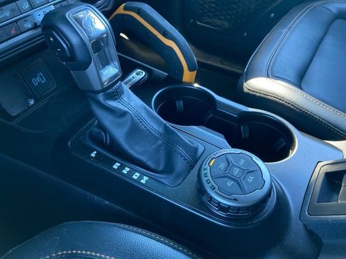 Used 2023 Ford Bronco Badlands w/ Sasquatch Package image 25