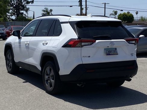 Used 2024 Toyota RAV4 XLE image 4