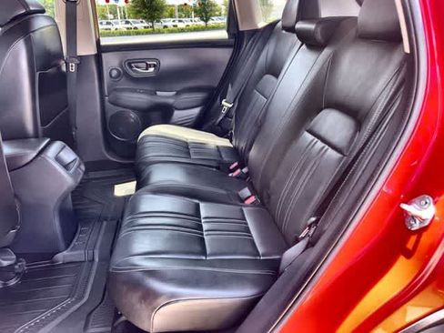 Used 2025 Honda HR-V EX-L image 14