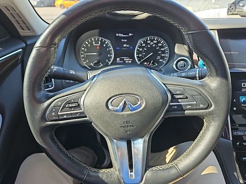 Used 2018 INFINITI Q50 Luxe w/ Essential Package (3.0T Luxe) image 17