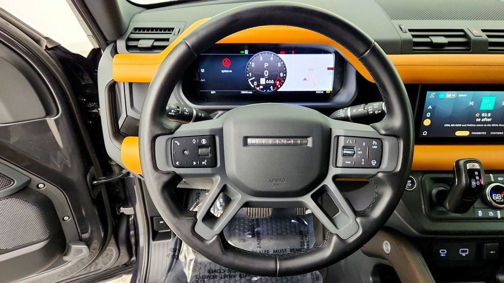 Used 2024 Land Rover Defender 110 X-Dynamic SE AWD/4WD image 14