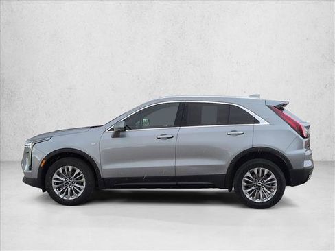 Used 2023 Cadillac XT4 Premium Luxury image 9