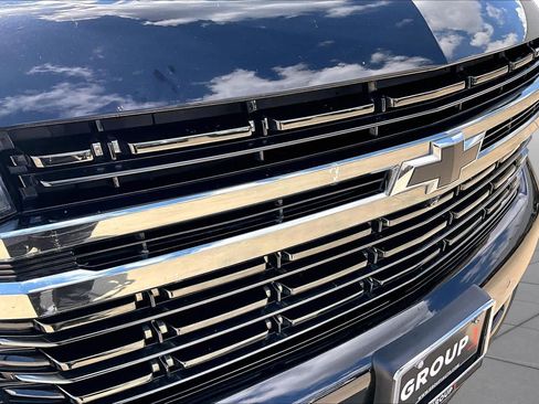 Used 2021 Chevrolet Tahoe RST w/ Luxury Package AWD/4WD image 30