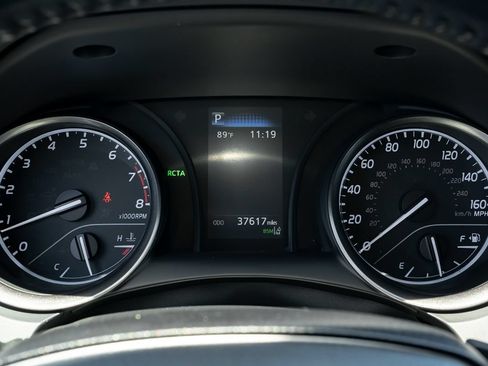 Used 2022 Toyota Camry SE w/ Convenience Package FWD image 20