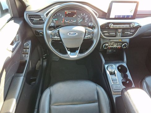 Certified 2022 Ford Escape SEL image 11