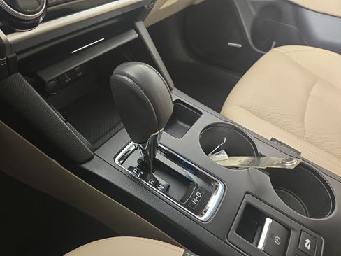 Used 2018 Subaru Outback 2.5i Limited w/ Popular Package #2 image 23