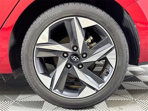 Certified 2023 Hyundai Elantra SEL w/ Convenience Package image 45