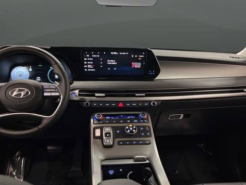 Used 2025 Hyundai Palisade SEL image 11