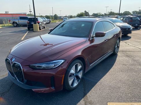 Used 2023 BMW i4 eDrive35 RWD image 3
