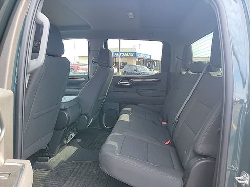 Used 2025 Chevrolet Silverado 1500 LT image 9