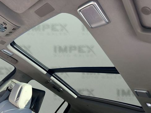 Used 2025 Cadillac Escalade ESV Sport Platinum w/ LPO, ONYX Package image 12