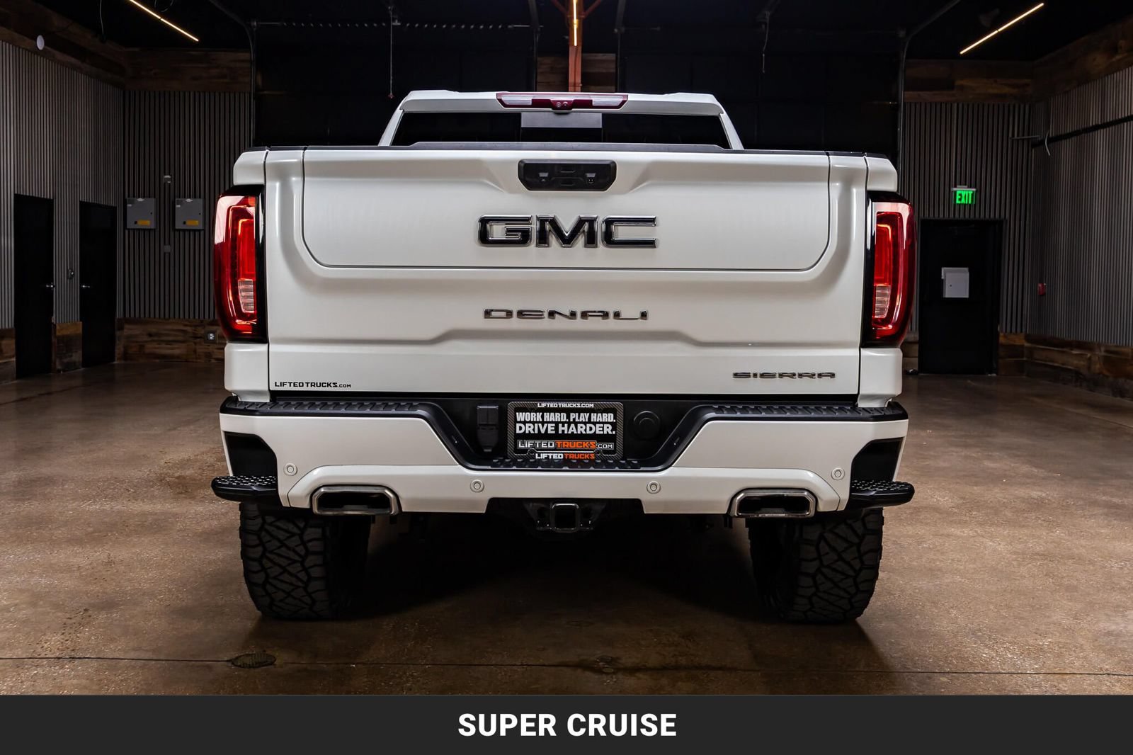 Used 2024 GMC Sierra 1500 Denali Ultimate AWD/4WD image 8