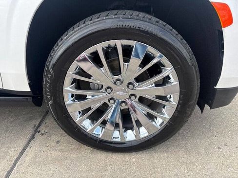 Used 2021 Chevrolet Tahoe High Country w/ Premium Package image 13