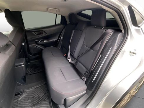 Certified 2025 Toyota Prius Plug-In Hybrid image 20