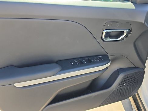 New 2026 Kia K4 GT-Line FWD image 17